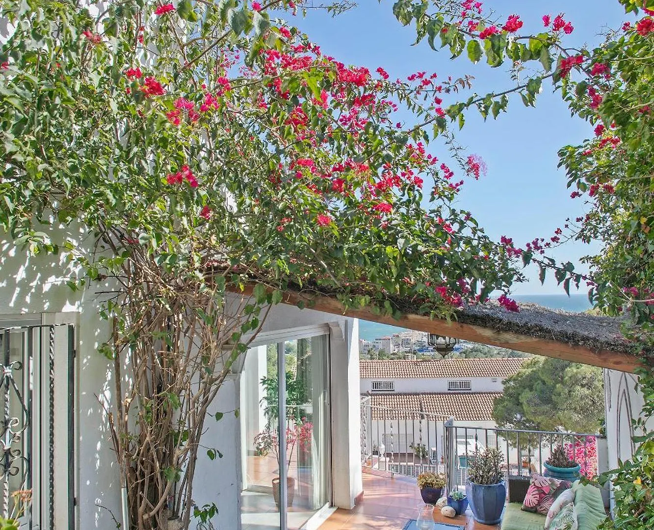 House With Amazing Views , Overlooking The Festival Town Of Sitges 0*,